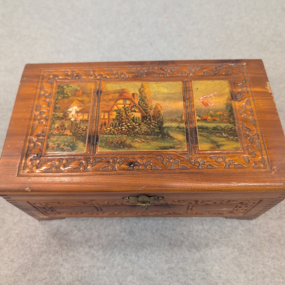 Vintage Cedar Wood Keepsake Chest Cottage Landscape Mirror Jewelry Box Latch - Picture 2 of 10